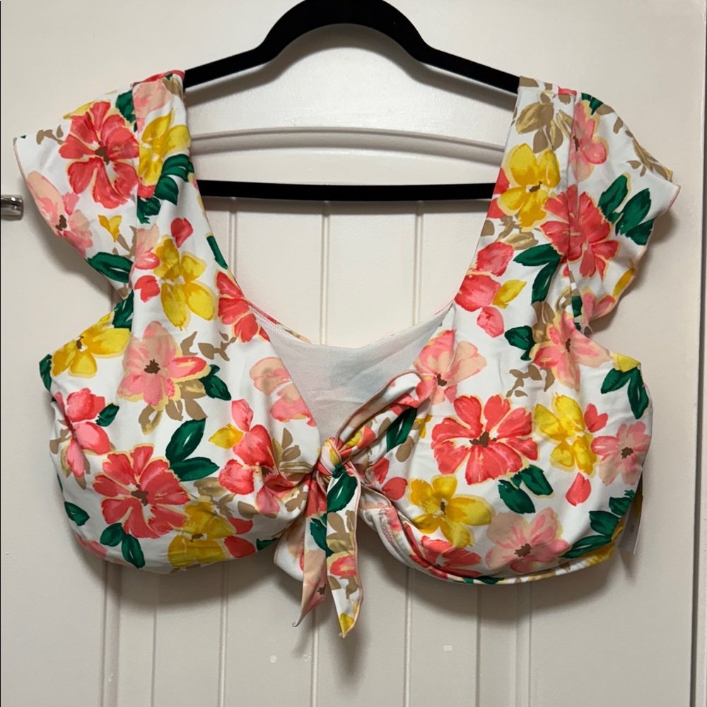 PLUS SIZE BIKINI TOP